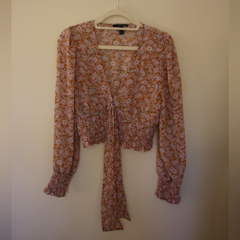 Blouse with ruched waist and floral print